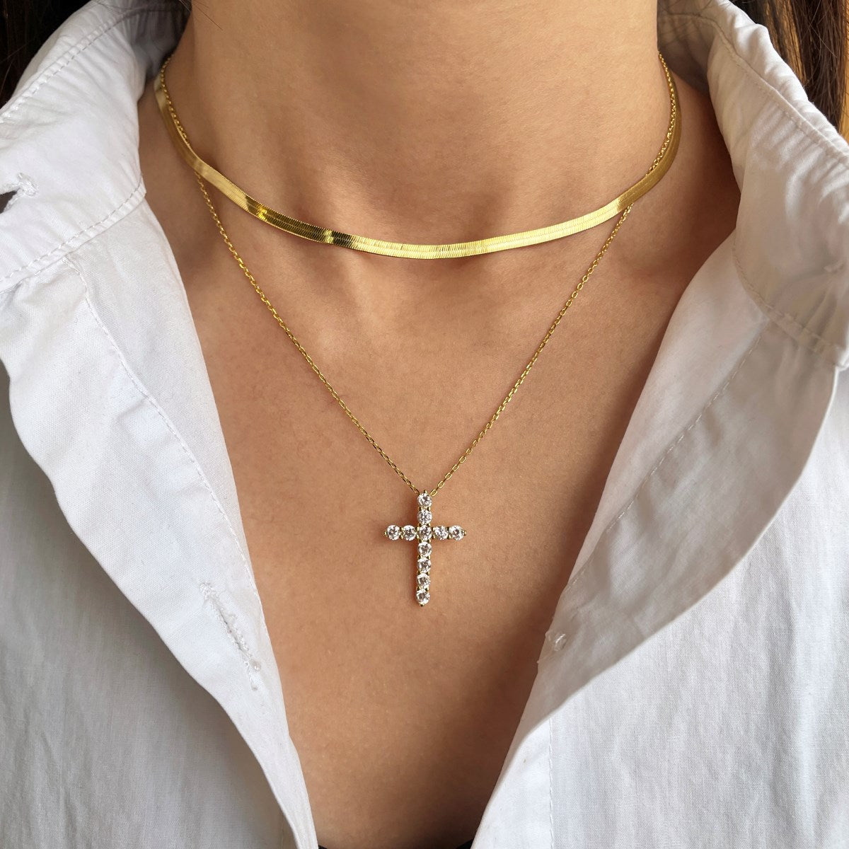 Stella Cross Necklace