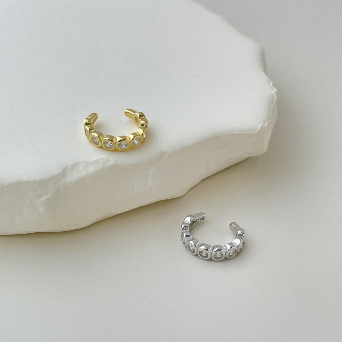 Bubble Silver Ear Clip