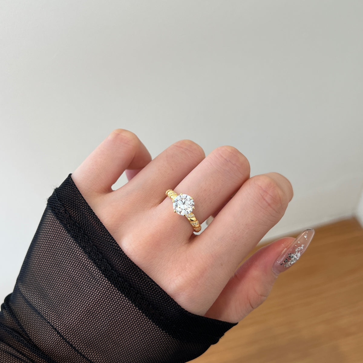 Twisted Round Cut Ring