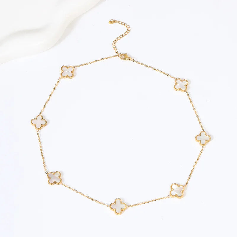 Eila Clover Necklace