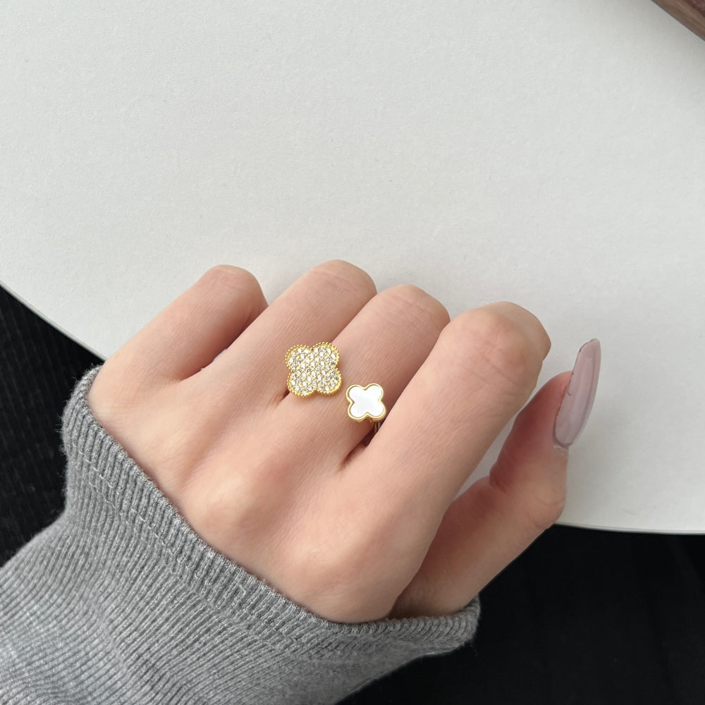 Mother of Pearl Clover Gold Ring